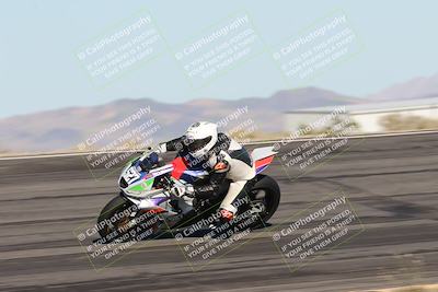 media/Jan-16-2026-CVMA Friday Practice (Fri) [[6f2bf47531]]/3-Racer 2/Session 2 Bowl Entry Pans/